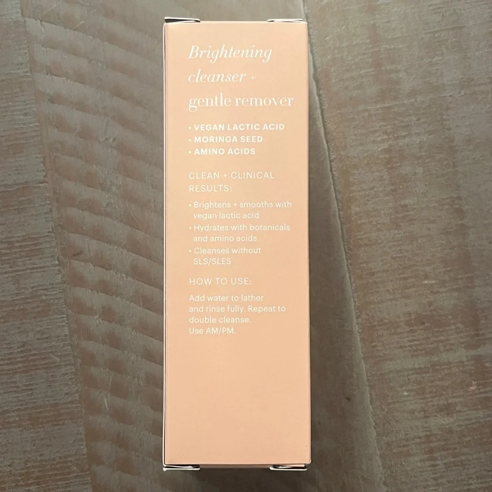 Glo Skin Beauty Hydra-Bright AHA Cleanser - Soft Peach